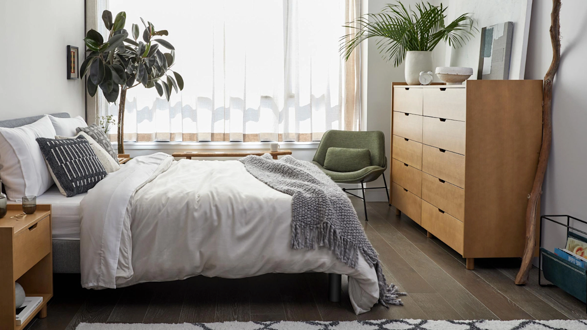 Find the Best Dresser to Elevate Any Bedroom Setup