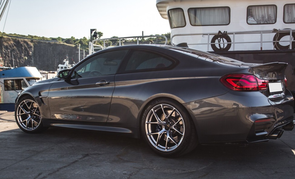 Top Luxury Sedan Reviews