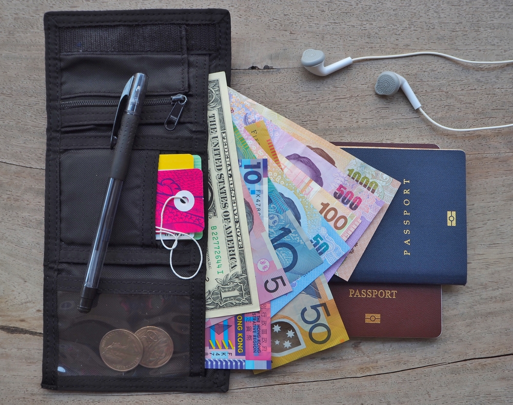 The Best Travel Wallets: Australian Guide - TravelTips